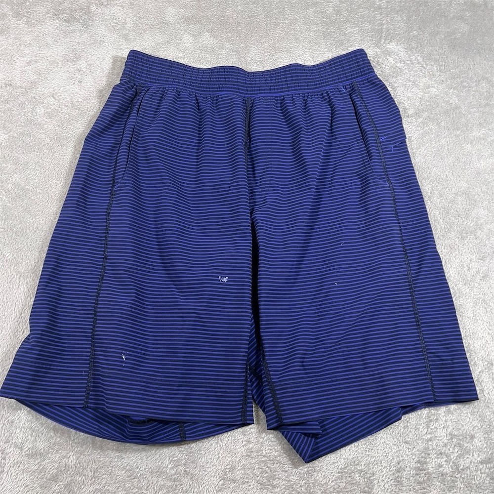 Lululemon Core Shorts Linerless Men's Large Blue Striped 10" Inseam